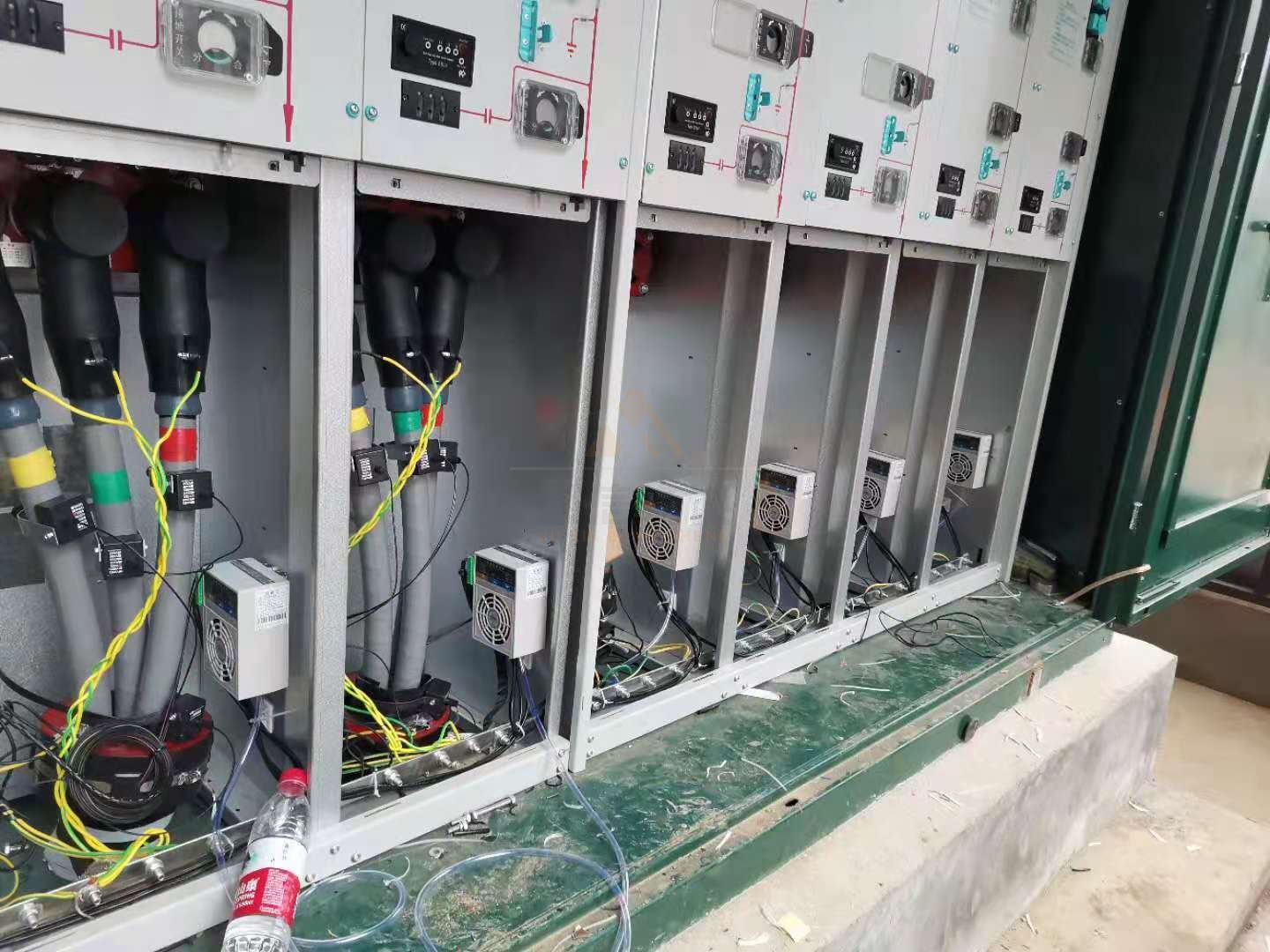 <a href='http://m.pcmbwx.com' target='_blank'><u>智能除濕裝置</u></a>安裝